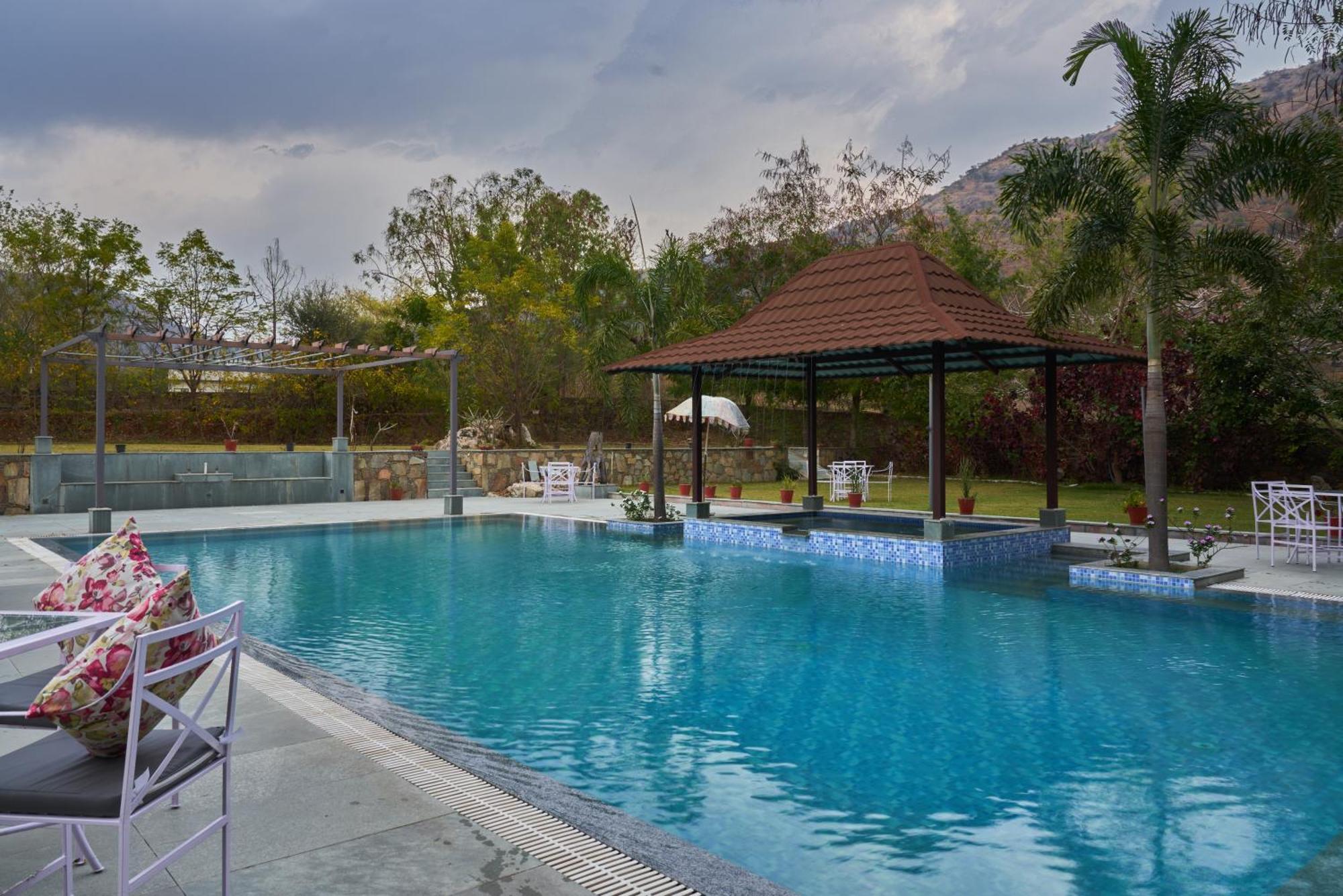 The Hunting Lodge Resort Udaipur - Villas & Pool Dabok Exterior foto